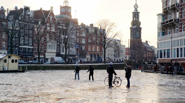 Amsterdam frozen canals, magic walk