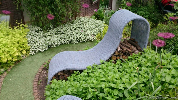Droog garden furniture design reclining chair