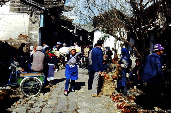 Lijiang local market