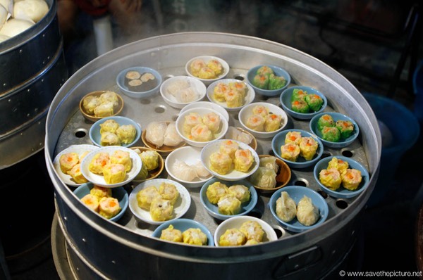 Fresh steamed Dim Sum delights at the Lamai  night market