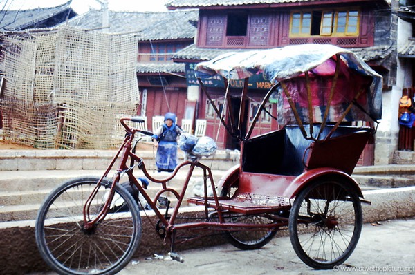 Lijiang trycicle taxi
