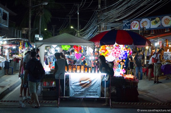 Entrance of the Samui, Lamai night market