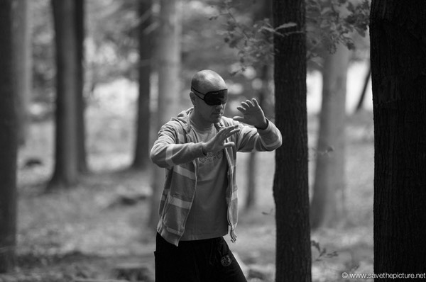 Taikiken blindfold walking, sensing space and objects